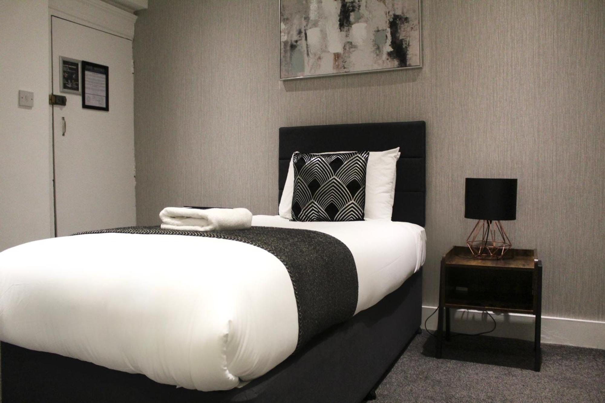 Mitre Hotel Manchester City Centre Ngoại thất bức ảnh